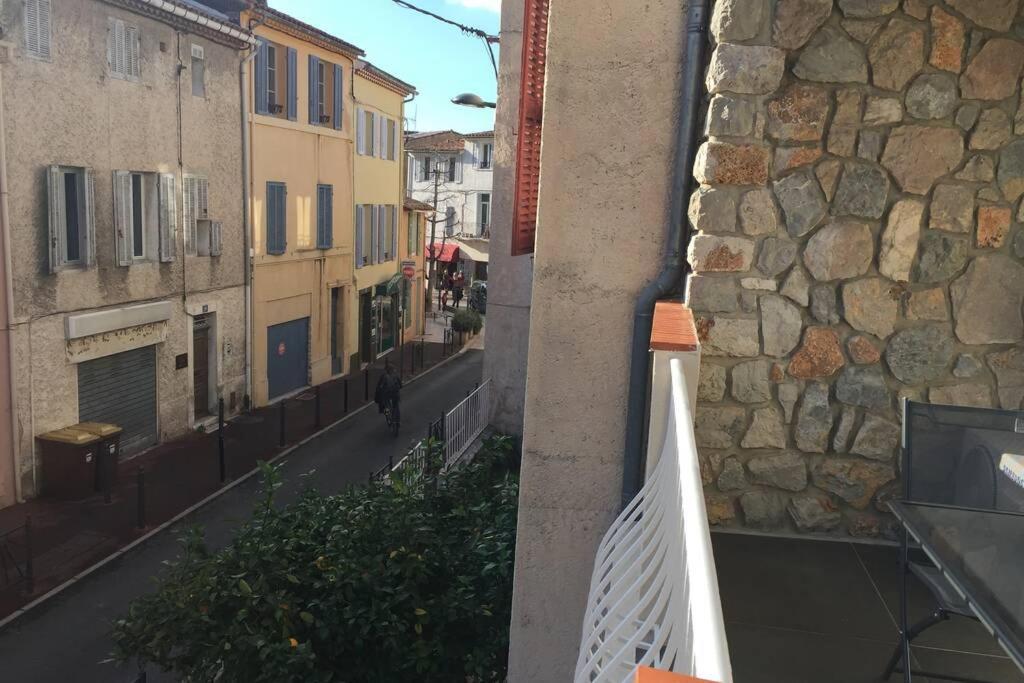 Grande Terrasse Emplacement Au A 1 Minute De La A Pieds * Cassis