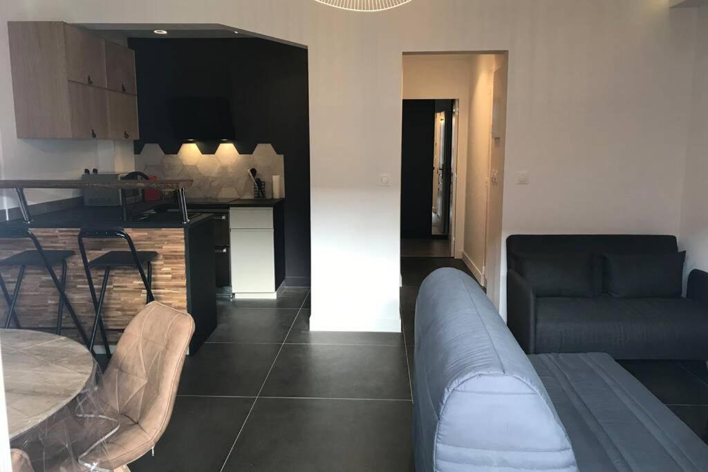 Apartment Grande Terrasse Emplacement Au A 1 Minute De La A Pieds